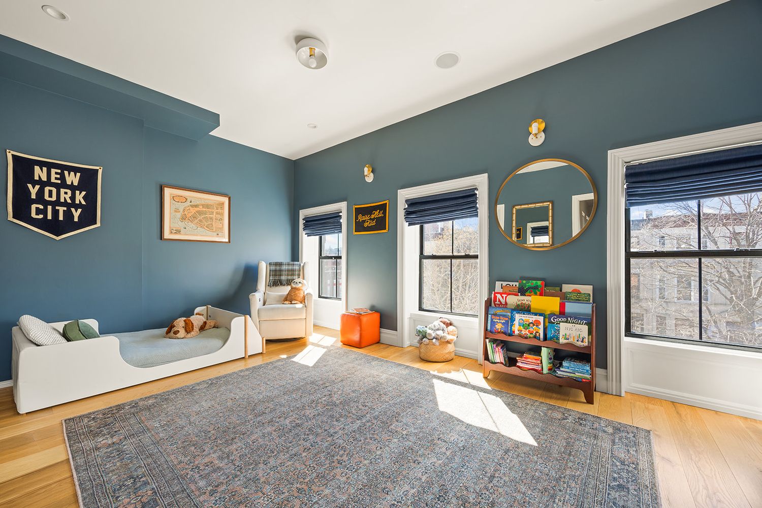 The Blue Townhouse, photo 10