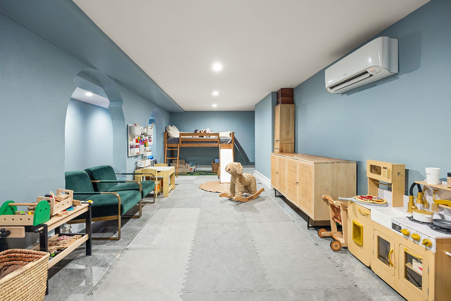 The Blue Townhouse, photo 14
