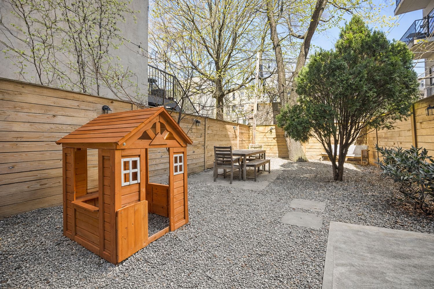 The Blue Townhouse, photo 16